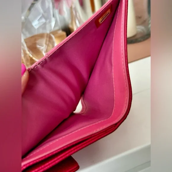 Hot Pink Chanel Caviar Leather Bifold Wallet - Picture 7 of 9
